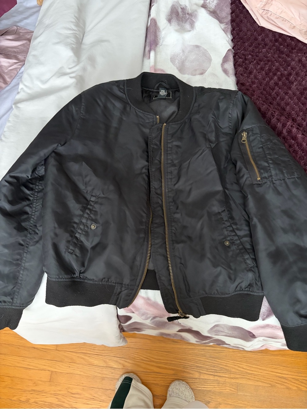 Forever 21 Men’s Black Bomber Jacket with Zip Sleeve Pocket